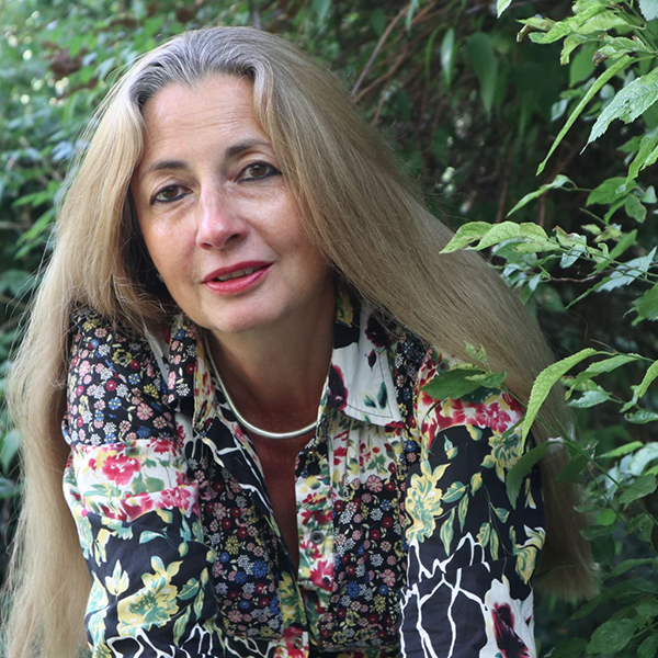 Dr. Nadine Wilems